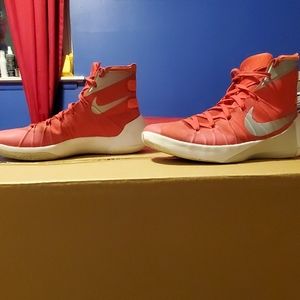 Nike Hyperdunks